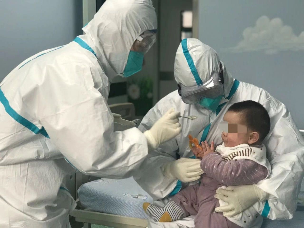 救助“受疫情影响儿童”体现防控“温度”